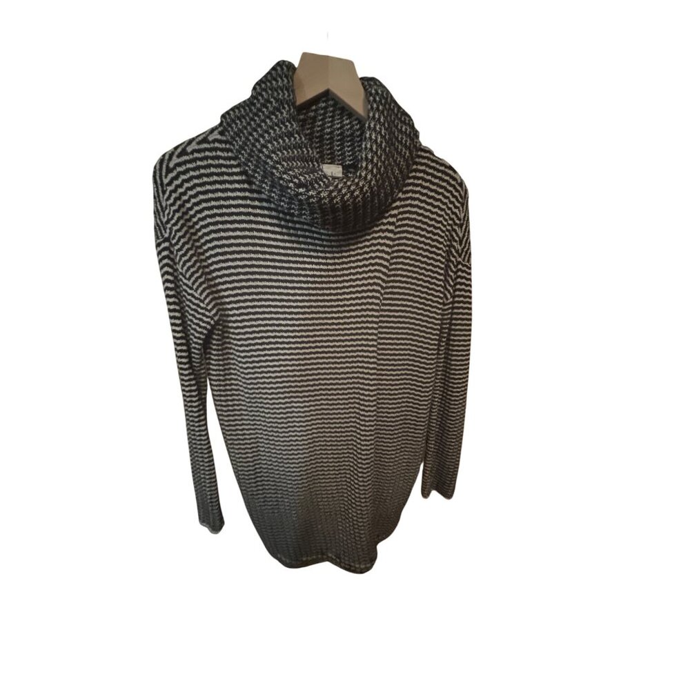 Cabi‎ Fergie Pullover Sweater Black White Striped Long Sleeve Turtleneck XS